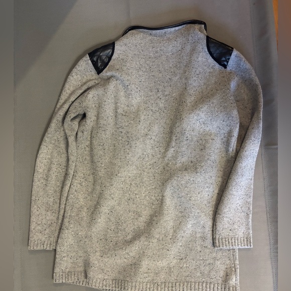 Grey Vici drape-front sweater with faux leather accents - Picture 4 of 7